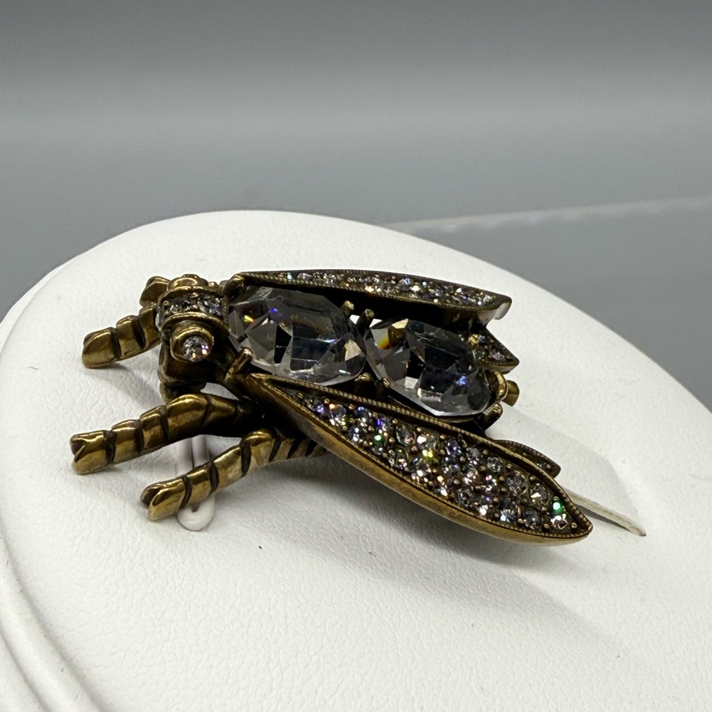 UTC China Signed  Elegant Crystal Insect Brooch - Picture 6 of 10